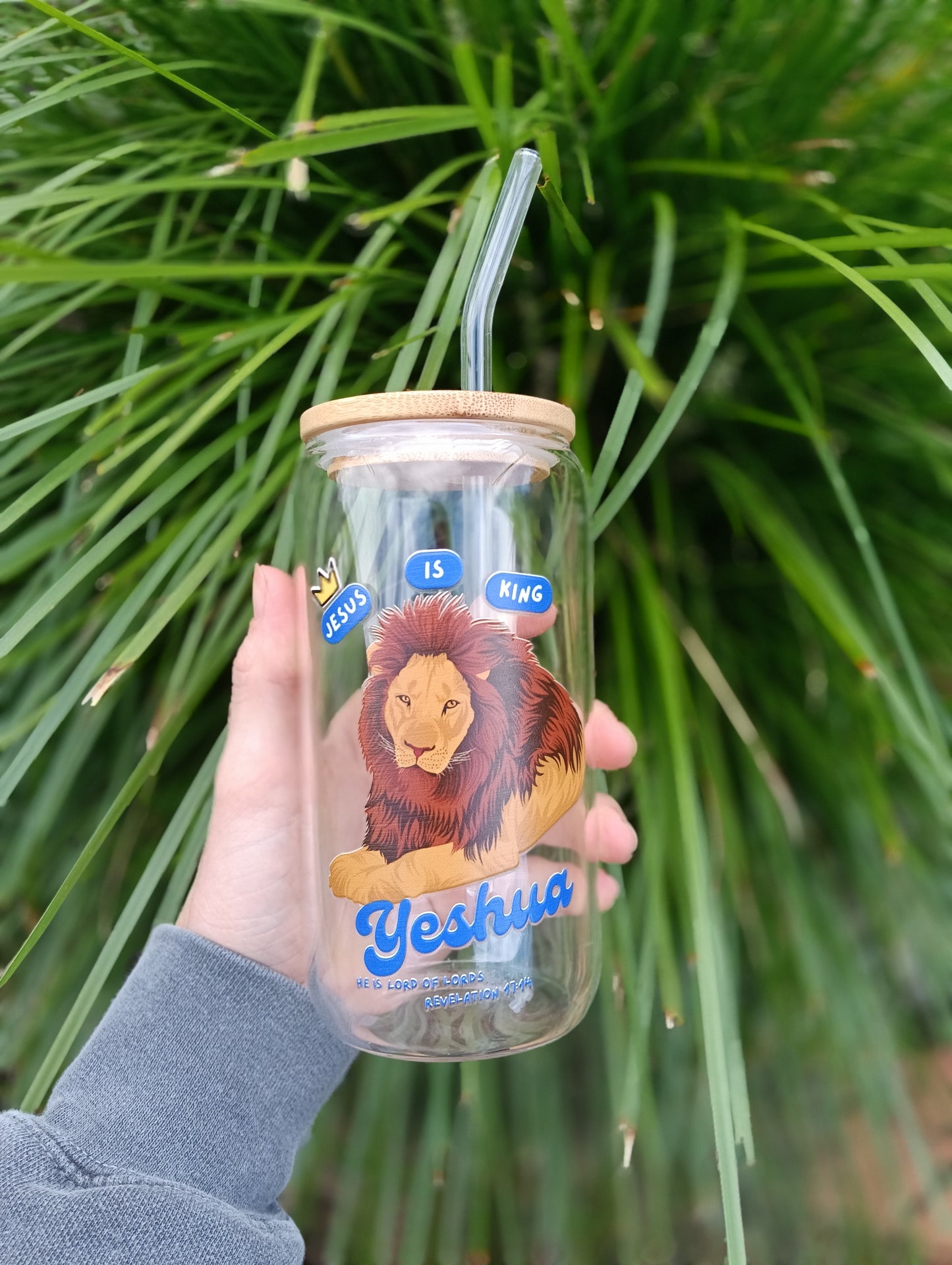 Jesus Is King Glass Tumbler with Straw